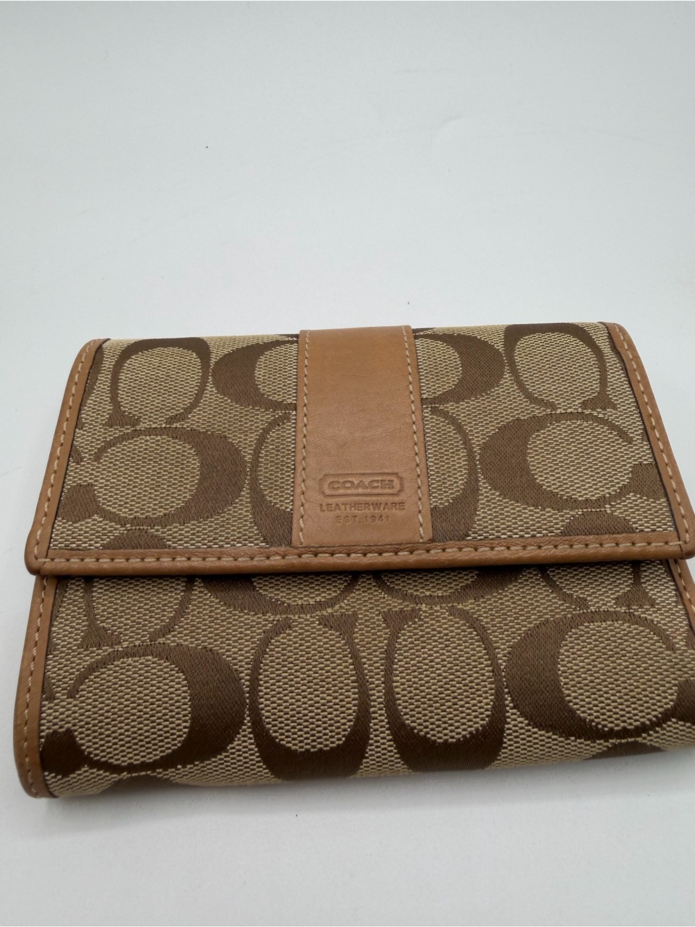 Vintage Coach Tri-fold Wallet Signature C Brown Colour Canvas/ Leather Medium
